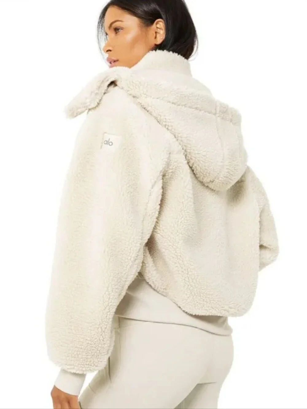Alo Yoga Foxy Sherpa Jacket - Bone XS